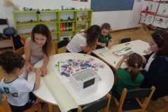 Escola de Pais - Quem quer brincar comigo?