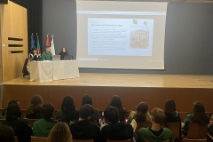Parlamento dos Jovens: Sessão Escolar debate Literacia Financeira