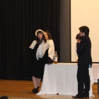 Atuação dos alunos do 8.º ano, ensaiada no âmbito da disciplina de Expressão Dramática 03