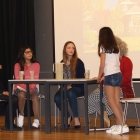 Atuação dos alunos do 8.º ano, ensaiada no âmbito da disciplina de Expressão Dramática 04